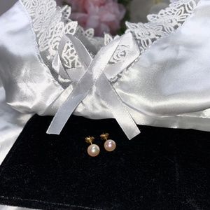 18K Pink Fresh Water Pearl Stud Earrings